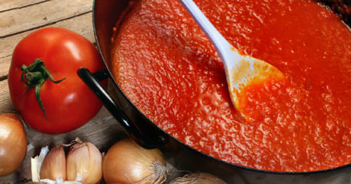 Sugo di pomodoro fresco: la ricetta per farlo in casa