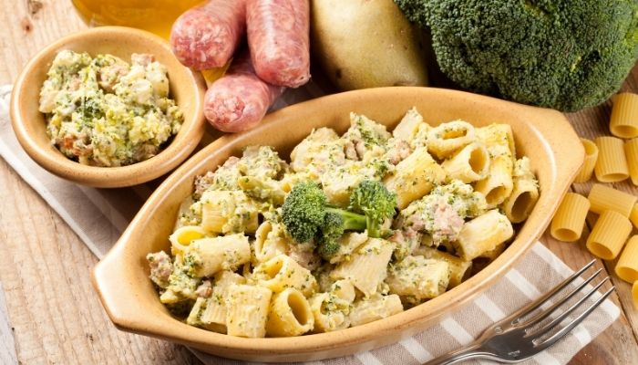 ricetta-pasta-forno-broccoli-salsiccia