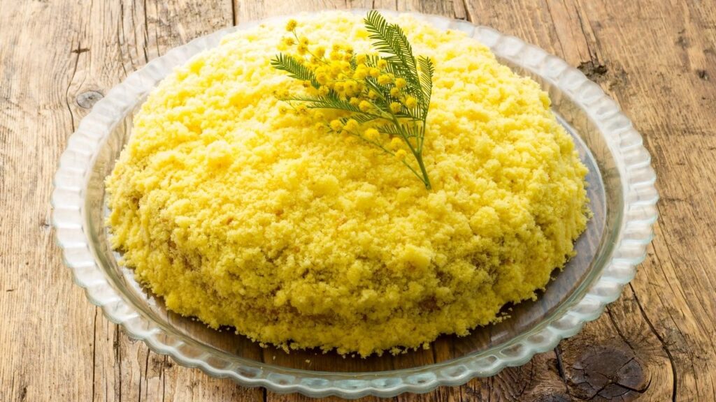 Festa della donna: come preparare la torta mimosa, semplice e deliziosa