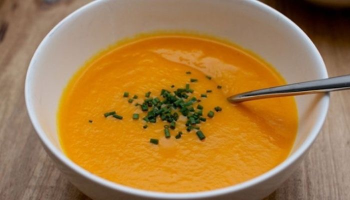 Tre ricette di zuppe che vi faranno dimagrire sulla pancia